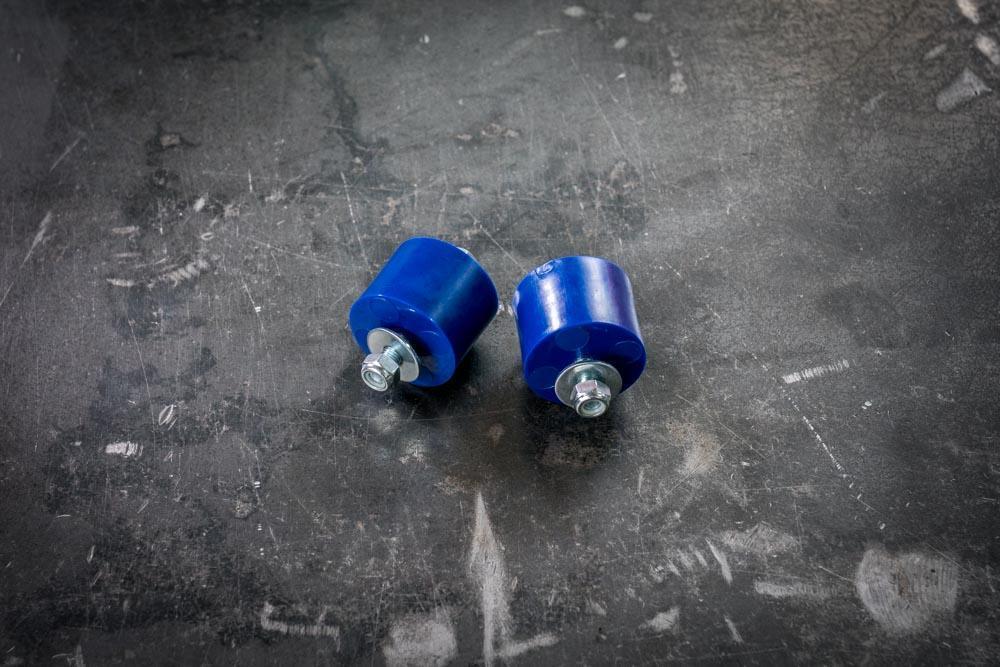 BMW Manual Trans Mounts - E30, E36, E46, E21, E28, E39, E90, E92-Poly-95a-Garagistic