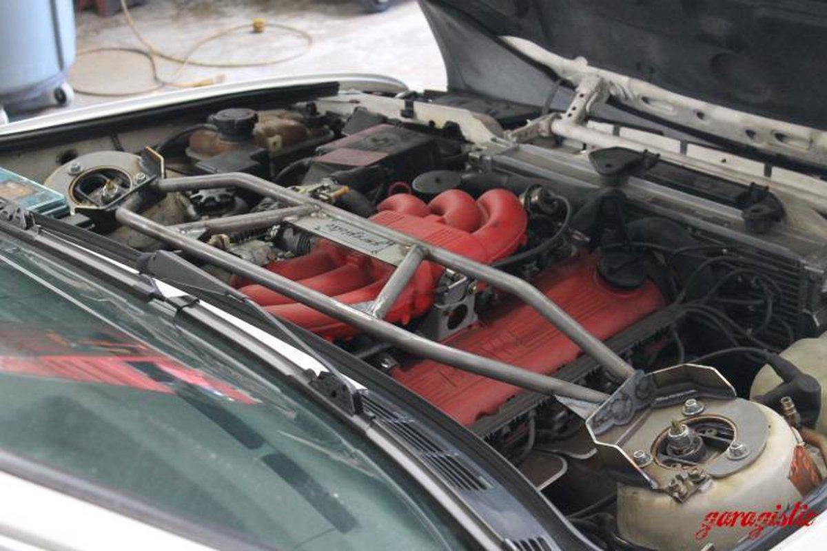 E30 Heavy Duty Front Strut Bar- 325, M3, M20 and M42 Compatible-Steel parts-Black (+$25)-Garagistic