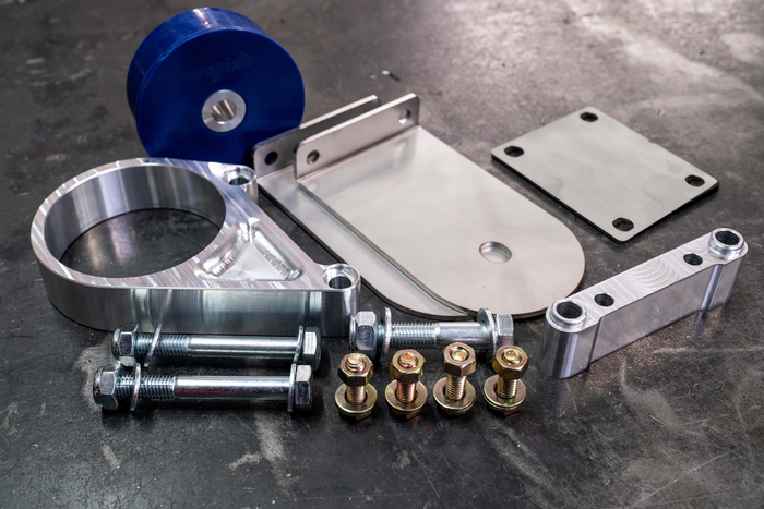 E30 Secondary Diff Mount-Steel parts-95A-Standard E30-Raw Aluminum-Garagistic