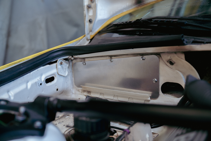 E36 DME/ECU Cover - 12521735108-Steel parts-Aluminum-Garagistic