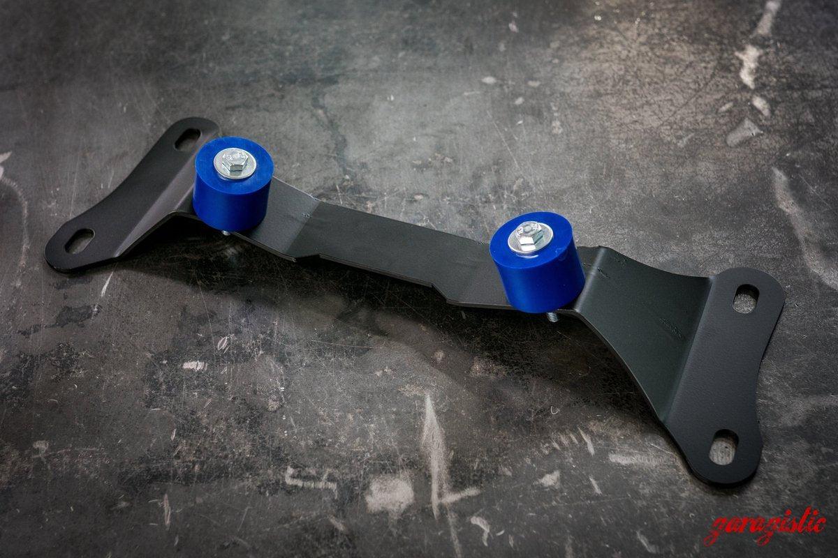 E46 5 Speed Heavy Duty Transmission Brace- 325, 330-Steel parts-Yes 95a poly (medium)-Garagistic