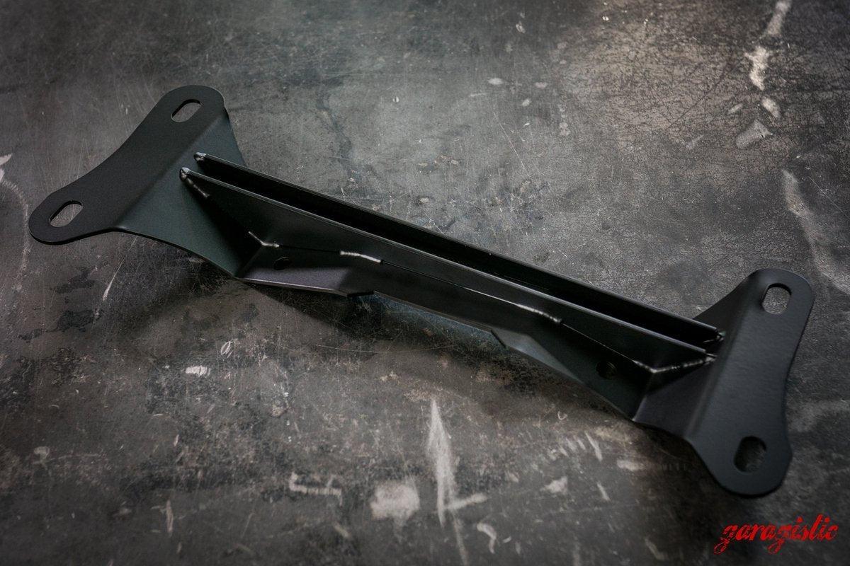 E46 5 Speed Heavy Duty Transmission Brace- 325, 330-Steel parts-Yes 80a poly (soft)-Garagistic