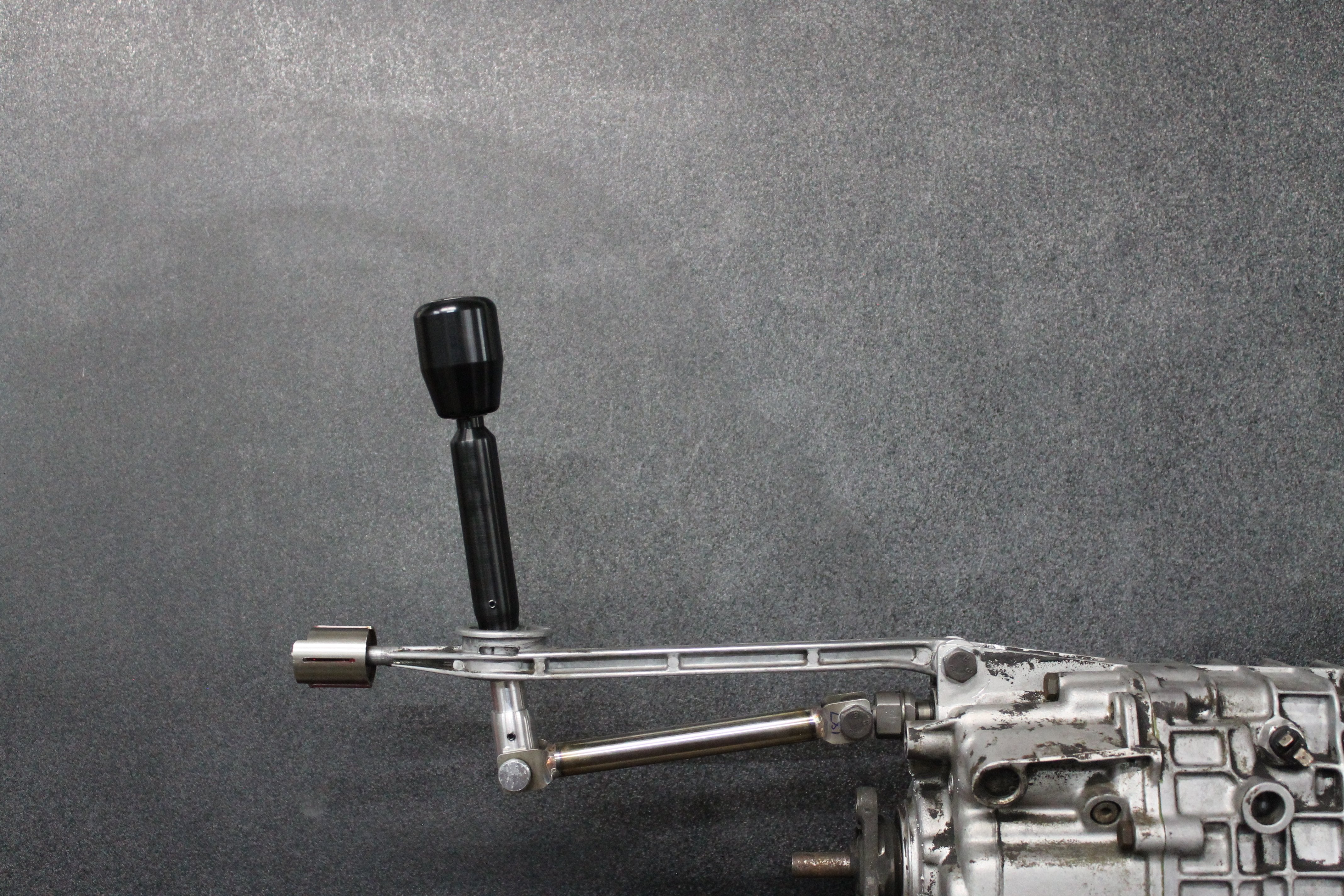 Garagistic OEM Supreme Short Shifter - E30, E36, E46, Z3, Z4-Solid mount shifter-Black Anodized-OEM-Aluminum Standard W/Emblem-Garagistic