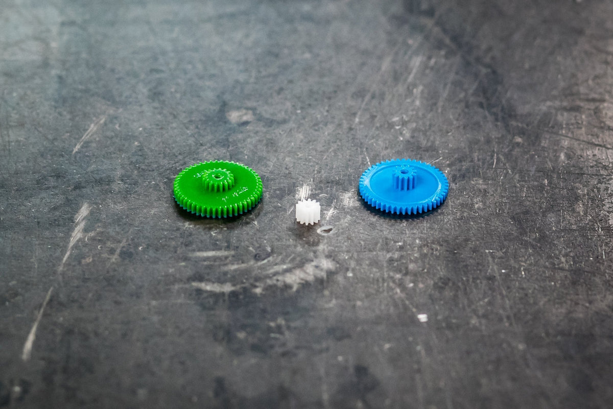 Mercedes W126 (Gas Only) Odometer Gear Repair Set - 16T-Gears-Garagistic