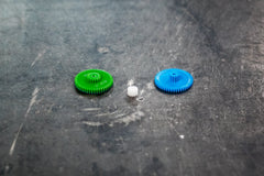 Mercedes W126 (Gas Only) Odometer Gear Repair Set - 16T-Gears-Garagistic