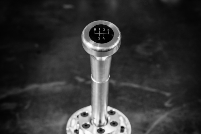 Vintage Aluminum Shift Knob for BMW E21, E28, E30-Shift knob-Aluminum-Recessed Option-5 Speed Emblem-Garagistic